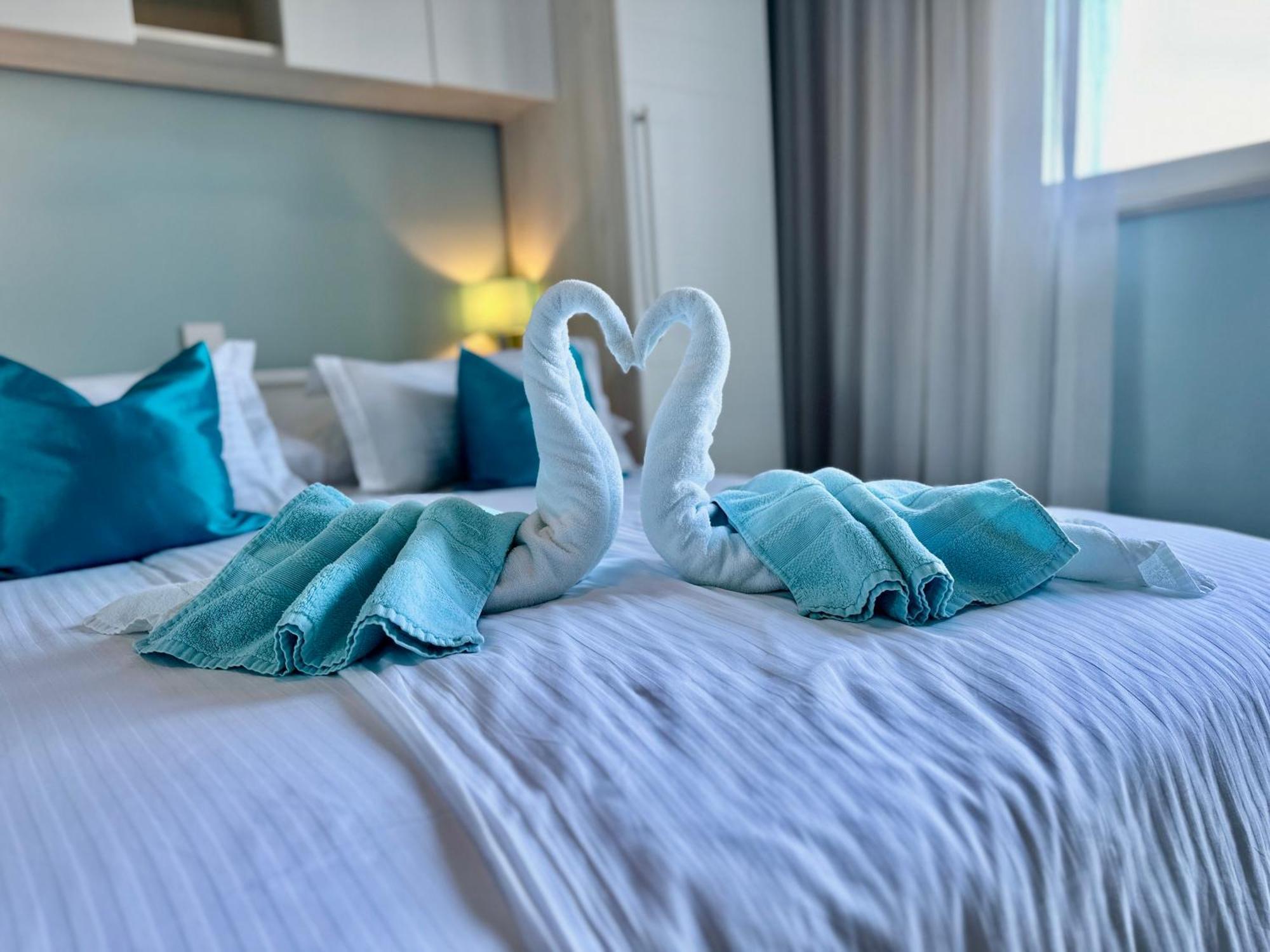Apartments Anica Supetarska Draga Ngoại thất bức ảnh