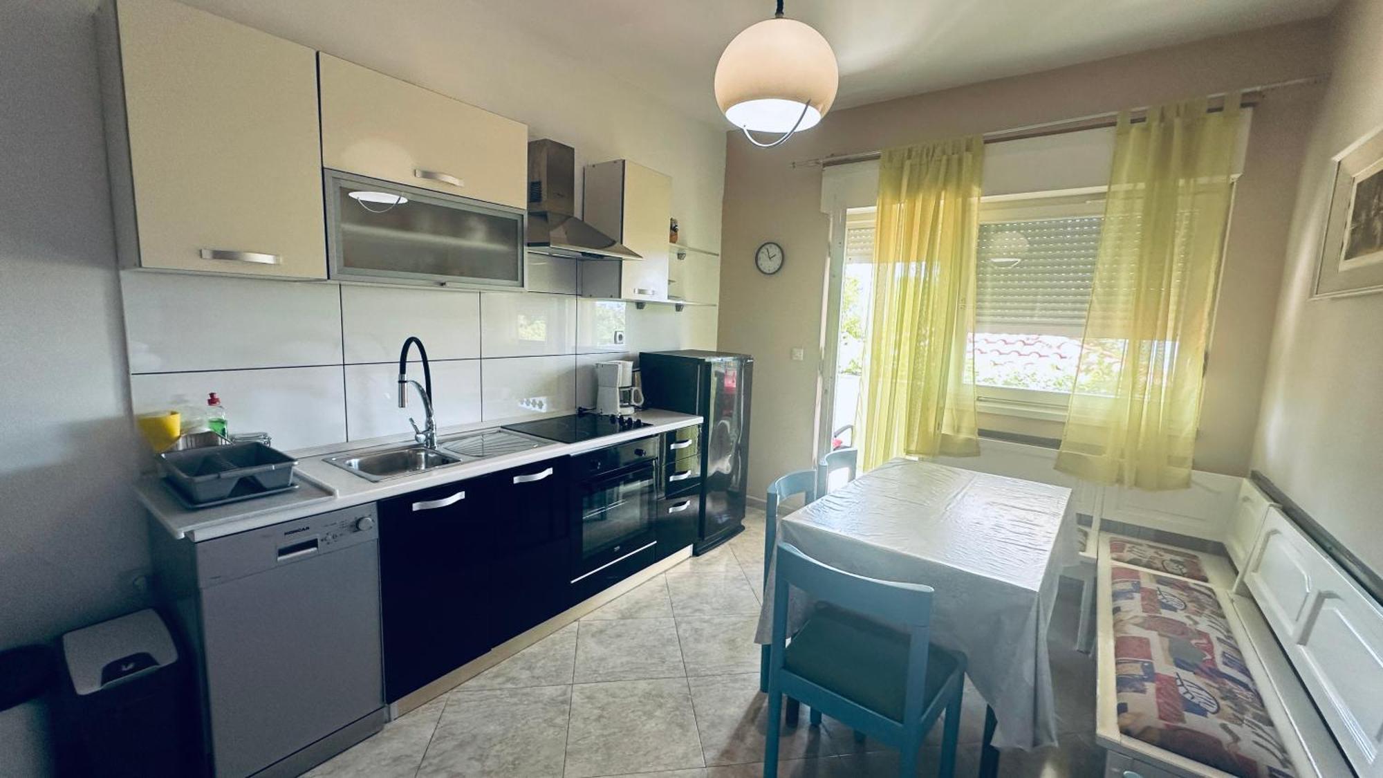 Apartments Anica Supetarska Draga Ngoại thất bức ảnh